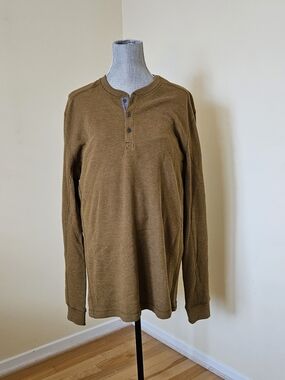 Eddie Bauer Men's Brown Long-Sleeve Henley Shirt